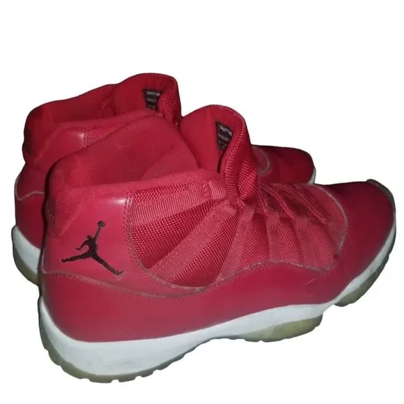 Air Jordan 11 Basketball Shoe Gym Red,Black,white Size 10 - Picture 2 of 11